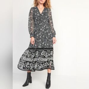 Old Navy Maxi Dress Women Medium Waist Defined Floral Print Smocked Boho Peasant